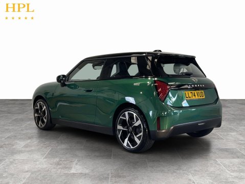 Mini Electric Cooper E 40.7kWh Exclusive Hatchback 3dr Electric Auto (184 ps) 1 Owner - Sensors 5