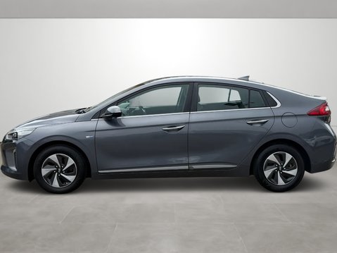 Hyundai IONIQ PREMIUM MHEV 7