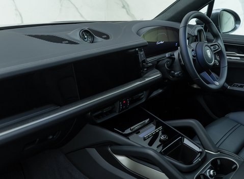 Porsche Cayenne TURBO E-HYBRID 20