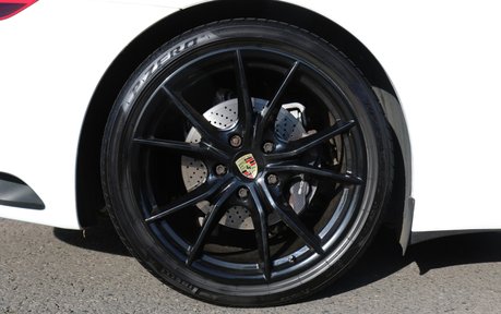 Porsche 911 Carrera PDK - Ultimate Specification 6