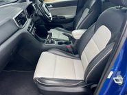 Kia Sportage 1.6 CRDI GT-LINE ISG MHEV 5 Dr 19
