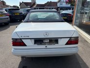 Mercedes-Benz E Class 3.2 E320 Cabriolet 2dr Petrol Automatic (217 bhp) 40