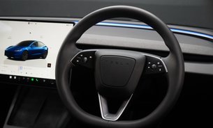 Tesla Model 3 LONG RANGE AWD Deep Blue Metallic GROK AI One Owner VATQ 16