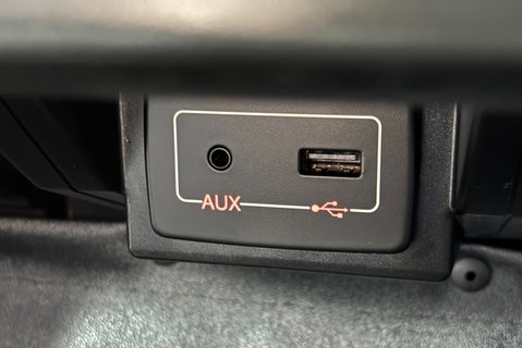 Peugeot Boxer 335 2.2 Hdi 130 ps Crew Cab Tipper - Air Con - Ex MOD 25