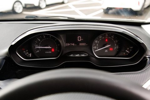 Peugeot 208 ACTIVE 14