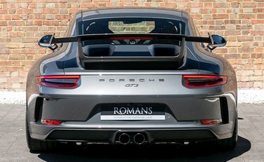 Porsche 911 GT3 (991.2) 5