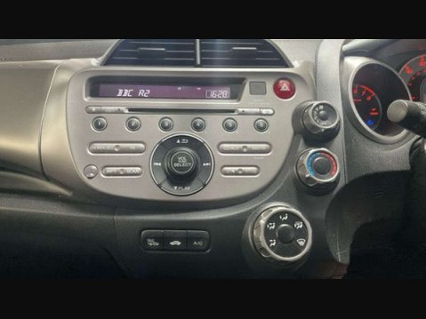 Honda Jazz 1.3 Jazz i-VTec ES 5dr 18