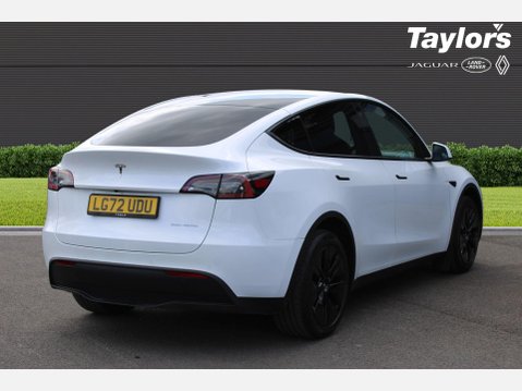 Tesla Model Y LONG RANGE AWD 7