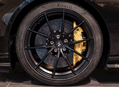 Ferrari 812 Superfast 6