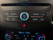 Ford Focus 1.0T EcoBoost Titanium Euro 6 (s/s) 5dr 19