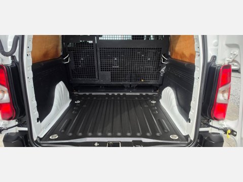 Peugeot Partner PROFESSIONAL 850 L2 H1 5 SEATER CREW VAN 1.5 HDI 100ps EU6 NO VAT 22
