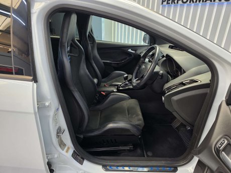 Ford Focus 2.3T EcoBoost RS Hatchback 5dr Petrol Manual AWD Euro 6 (s/s) (350 ps) 21