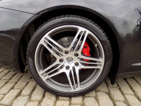 Porsche 911 997 CARRERA 4S CONVERTIBLE 47