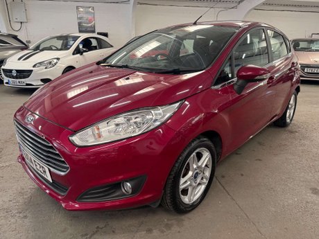 Ford Fiesta 1.0T EcoBoost Zetec Hatchback 5dr Petrol Powershift Euro 5 (100 ps) 3