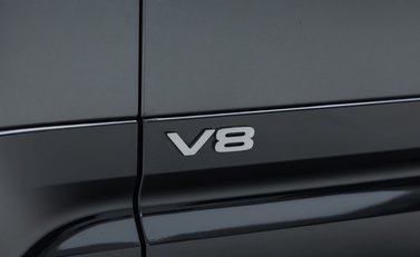 Land Rover Defender 110 V8 Carpathian Edition OVERFINCH 39