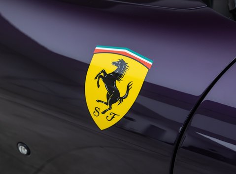 Ferrari Roma SPIDER 37
