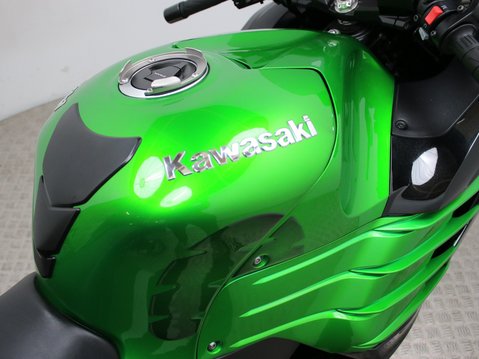 Kawasaki ZZR1400 ZX 1400 FEF ABS 24
