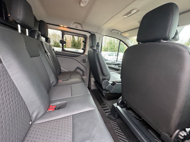 Ford Transit Custom Crew Cab LWB L2H1 Sport 320 Air Con Alloys SELECT 17