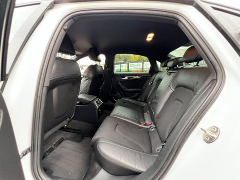 Audi A4 TDI BLACK EDITION 66