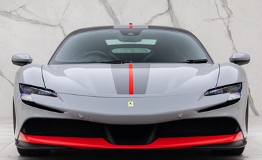 Ferrari SF90 Stradale 4