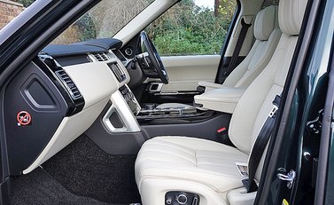 Land Rover Range Rover 4.4 SDV8 Autobiography 7