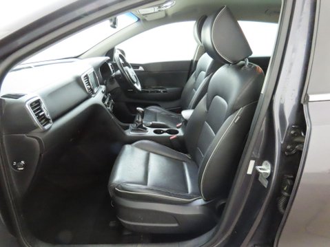 Kia Sportage 1.7 CRDi 3 Euro 6 (s/s) 5dr 12