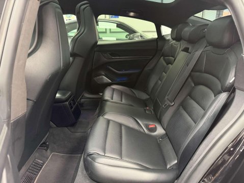 Porsche Taycan Performance Plus 93.4kWh Turbo Saloon 4dr Electric Auto 4WD (680 ps) 38