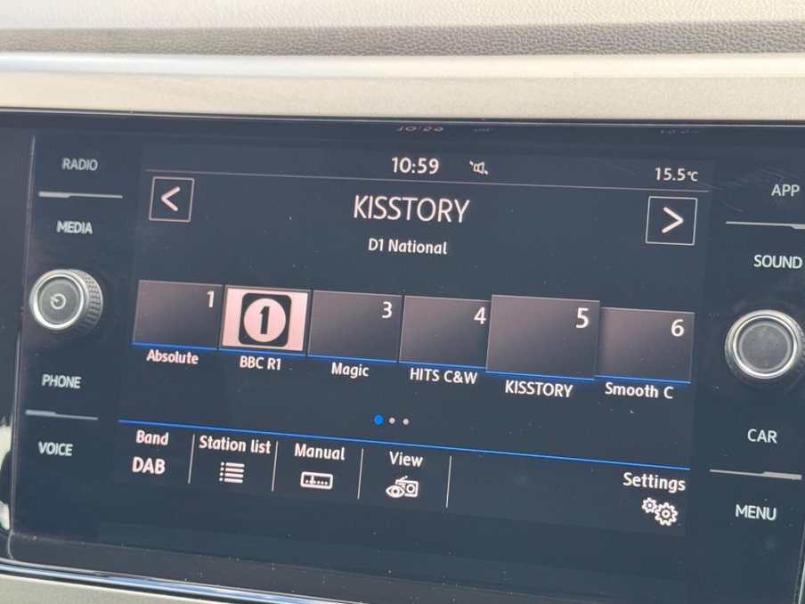 2019 Volkswagen Polo — image 16