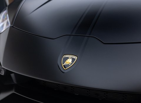 Lamborghini Huracan Tecnica 35