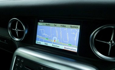 Mercedes-Benz SLS AMG 17