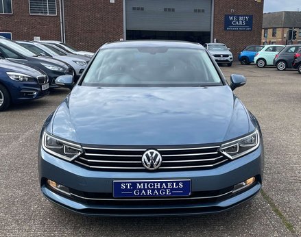 Volkswagen Passat 2.0 Passat SE Business TDI BlueMotion Technology 4dr 5