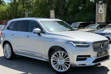 Volvo XC90 B5 INSCRIPTION PRO AWD -B&W -XENIUM PK -PAN ROOF -22S -SURROUND CAMERAS