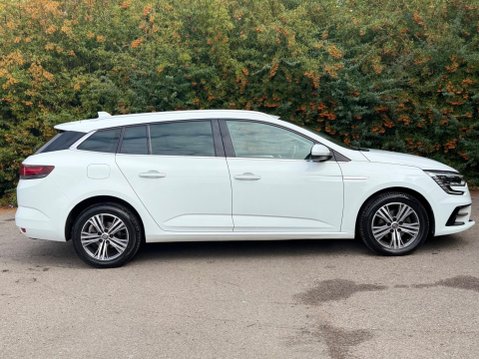 Renault Megane 1.5 Blue dCi Iconic Sport Tourer Euro 6 (s/s) 5dr 6