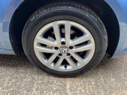 Volkswagen Touran SE TDI 24