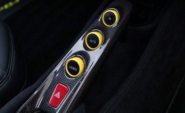 Ferrari F8 Tributo 13