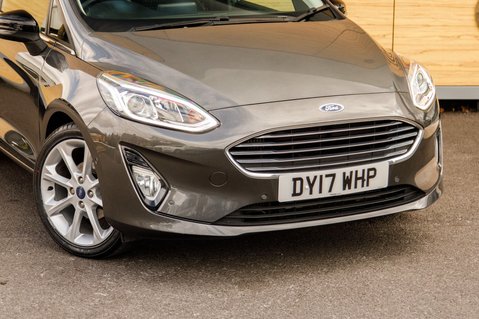 Ford Fiesta TITANIUM 10