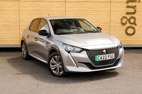 Peugeot 208 ALLURE PREMIUM 1