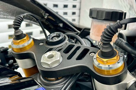 Yamaha Yzf 1.0 YZF R1M 25