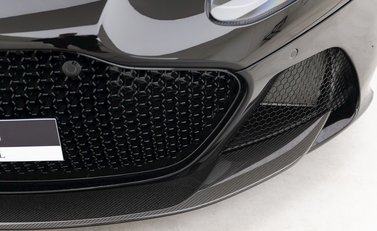 Aston Martin DBS Superleggera Volante 24