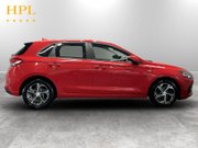 Hyundai i30 1.0 T-GDi MHEV SE Connect Hatchback 5dr Petrol Hybrid DCT Euro 6 (s/s) (120 8