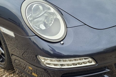 Porsche 911 CARRERA 4 TIPTRONIC S 11