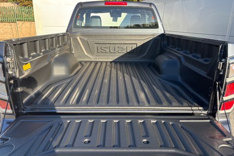 Isuzu D-Max DL40 4x4 Extended Cab 2.2 Automatic Pickup - In Stock! 13