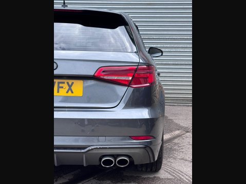 Audi S3 2.0 TFSI Sportback 5dr Petrol S Tronic quattro Euro 6 (s/s) (300 ps) 21