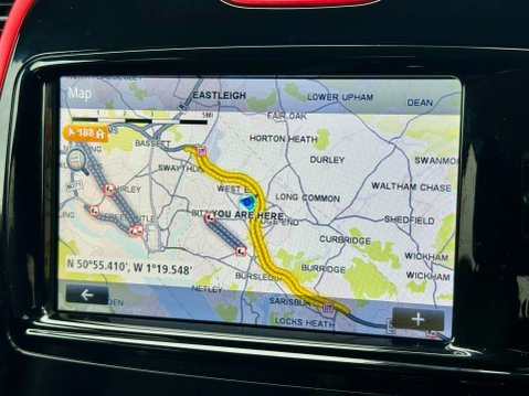 Renault Captur SIGNATURE NAV DCI 30