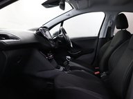 Peugeot 208 S/S TECH EDITION 42