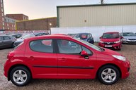 Peugeot 207 VERVE.. 9 SERVICES.. INCLUDING CAMBELT.. LOW INSURANCE.. PERFECT FIRST CAR  16