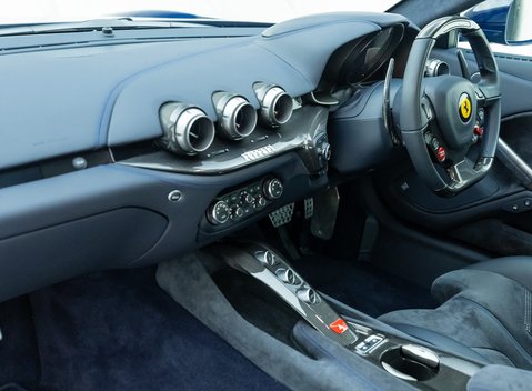 Ferrari F12 Berlinetta 16