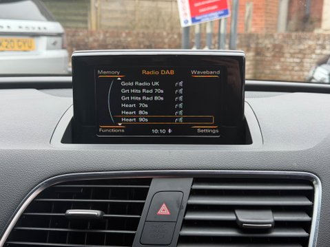 Audi Q3 TFSI QUATTRO S LINE PLUS 18