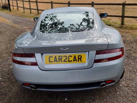 Aston Martin DB9 V12 4