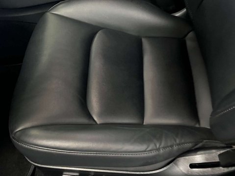 Tesla Model 3 Model 3 Standard Range + 4dr 29